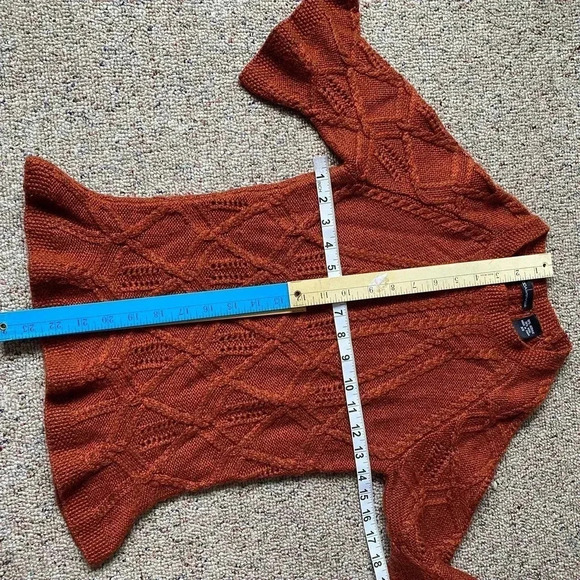 Moda International Fisherman Knit Wool Blend Girl Sweater size XS - Picture 2 of 3